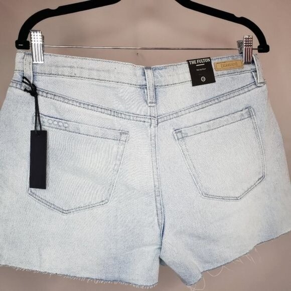 NWT BLANKNYC  The Fulton Light Wash Denim Shorts 30 - Picture 6 of 15